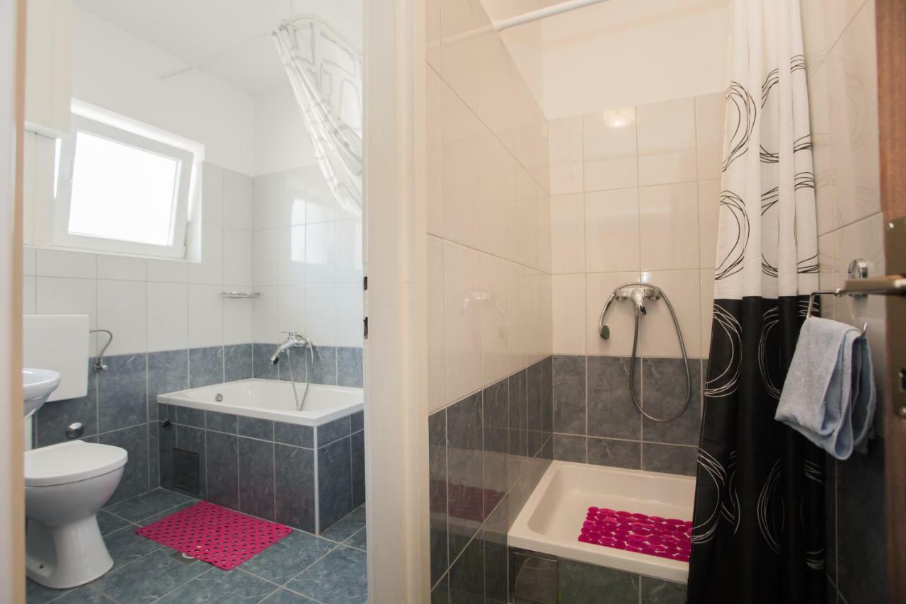 Apartment Ana Vodice Eksteriør billede