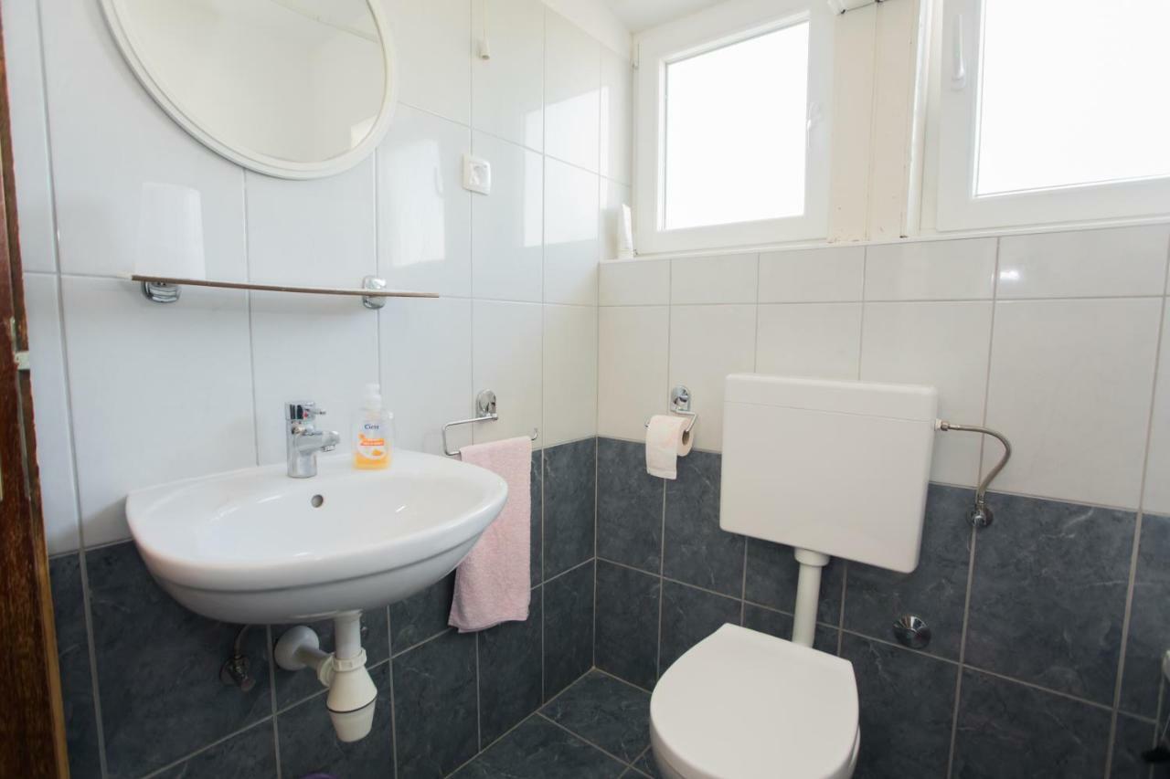 Apartment Ana Vodice Eksteriør billede